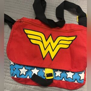 Wonder Woman messenger bag
